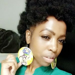 Meet your Posher, Qeasannah